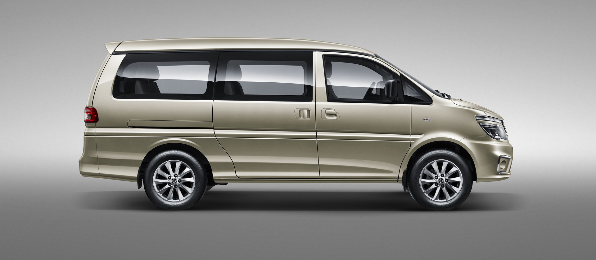 全新(xīn)菱智M5 2800-3000mm不凡長(cháng)轴距
