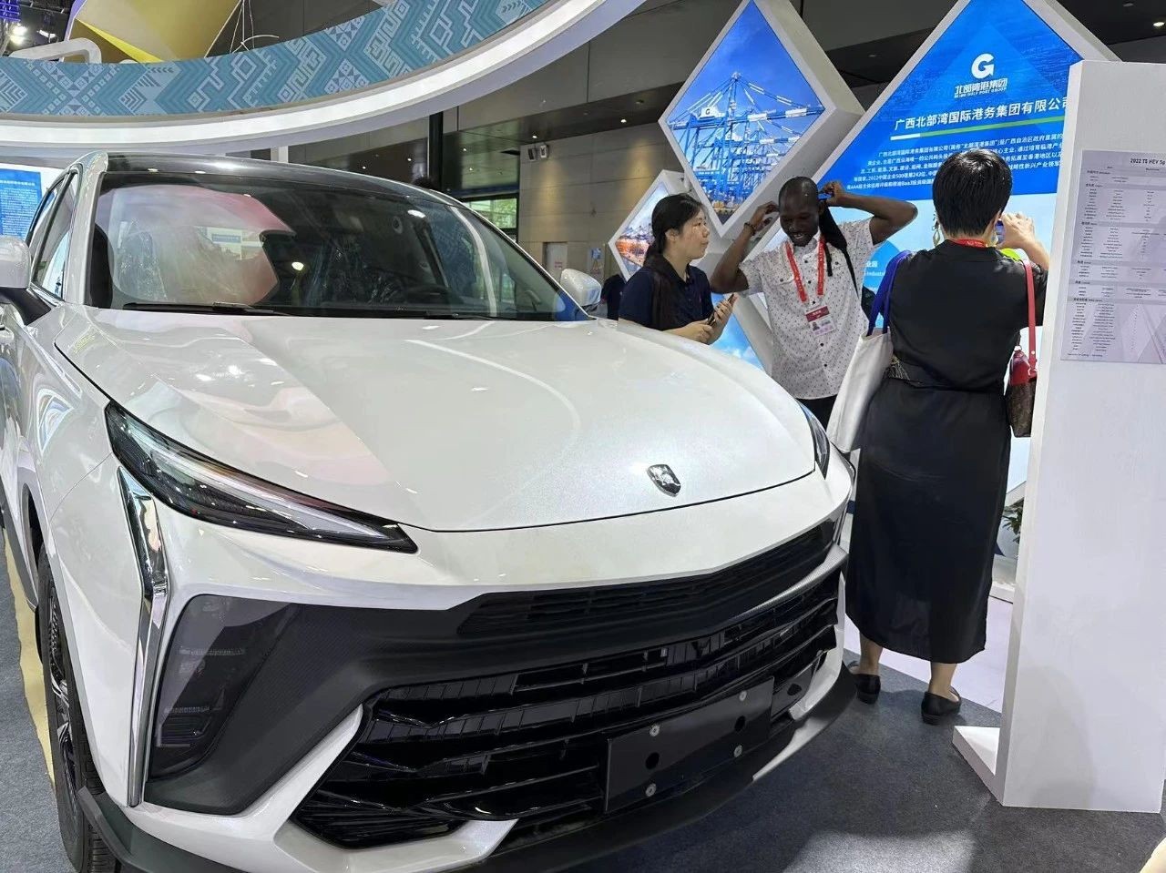 Dongfeng Liuzhou Motor Co., Ltd. showcases its strength in the China-Africa Econ