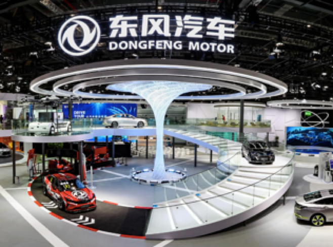 风行家用(yòng)概念車(chē) T5 EVO雷霆版上海車(chē)展联袂首发